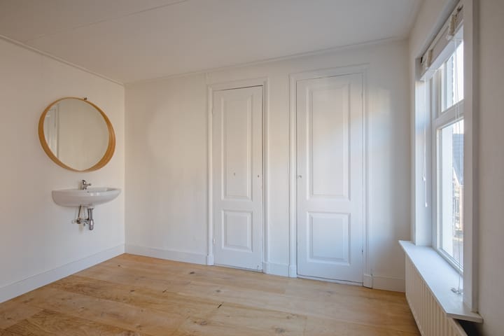 Foto 14 van Molenstraat 11