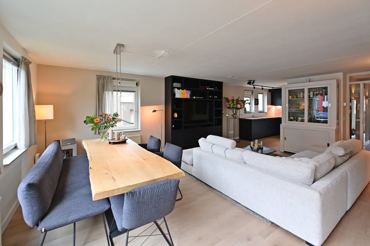 Photo 3 of Olmenlaan 108