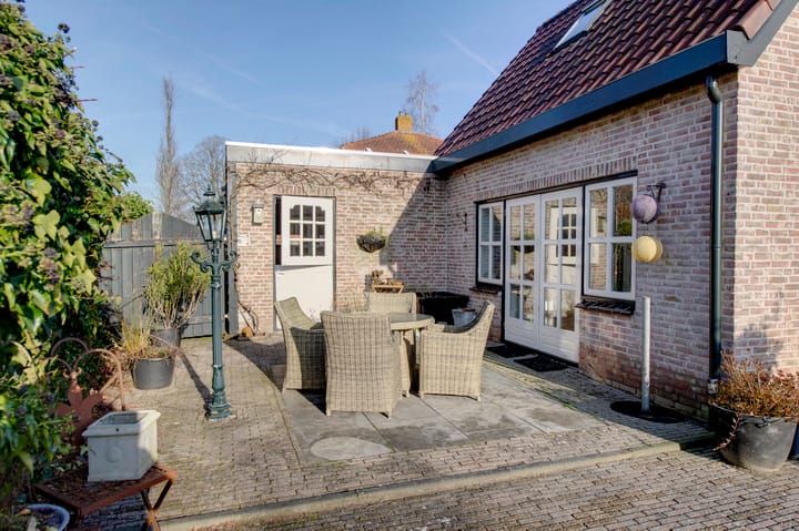 Foto 12 van Burg v Roijenstr West 31