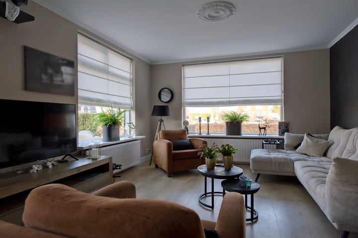 Foto 18 van Burg v Roijenstr West 31