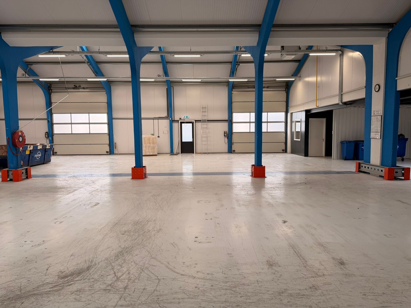 View photo 3 of Industrieweg 14