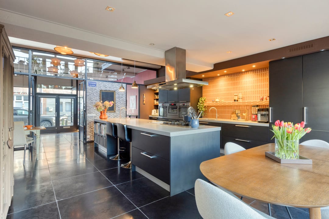 Photo 13 of Sint Domusstraat 58