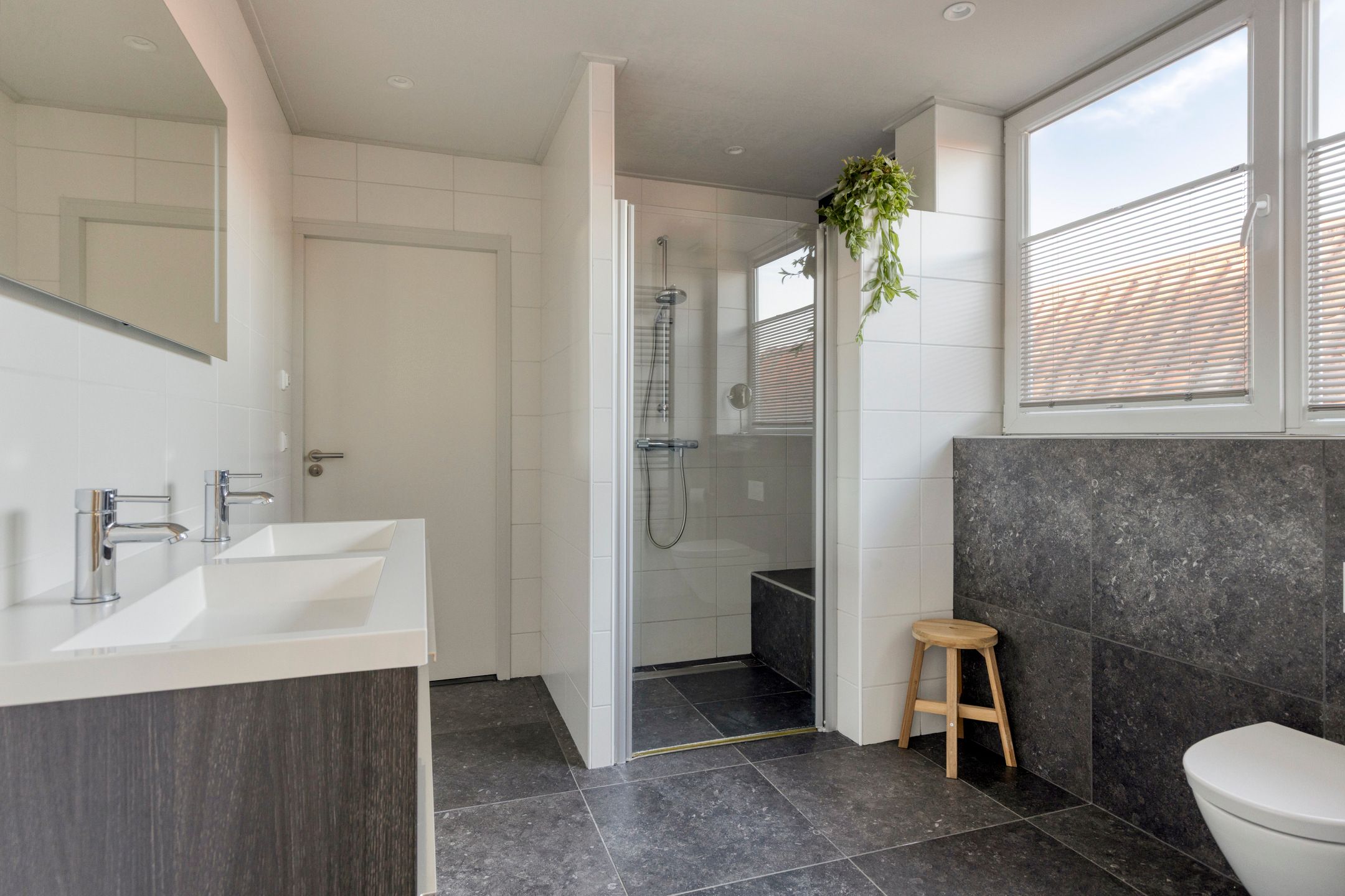 Photo 39 of Sint Domusstraat 58