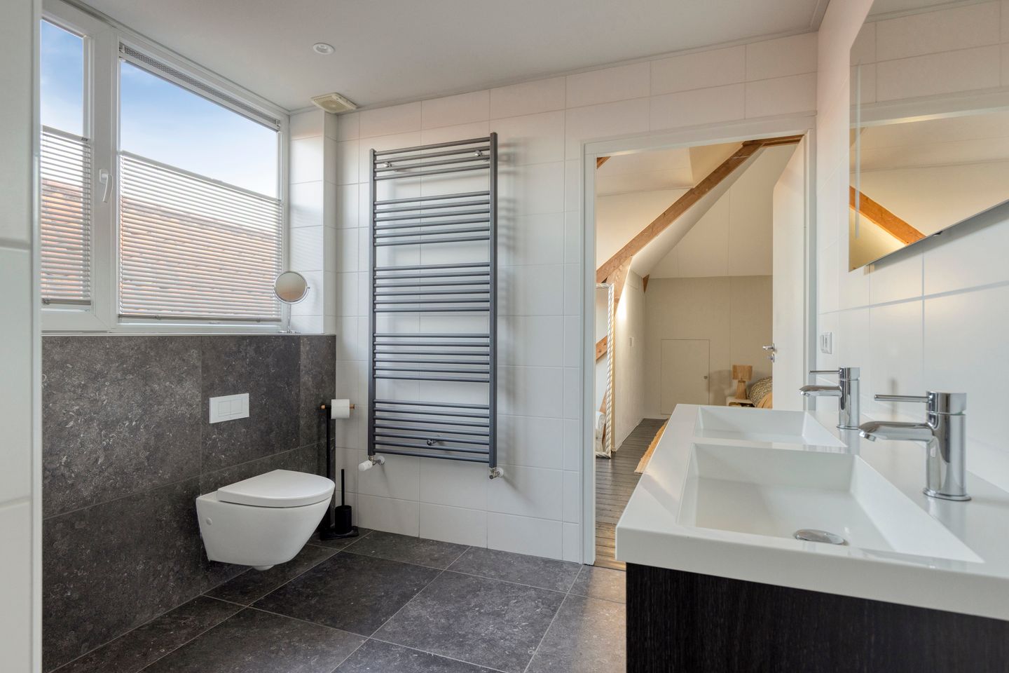 Photo 40 of Sint Domusstraat 58