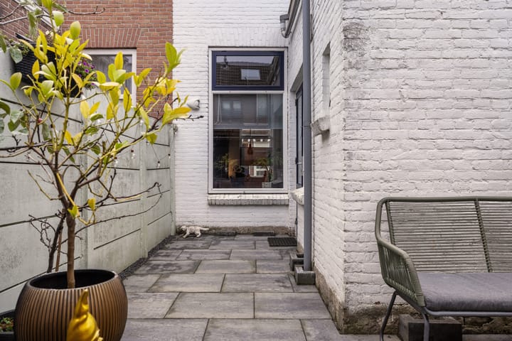 Foto 17 van Leliestraat 5