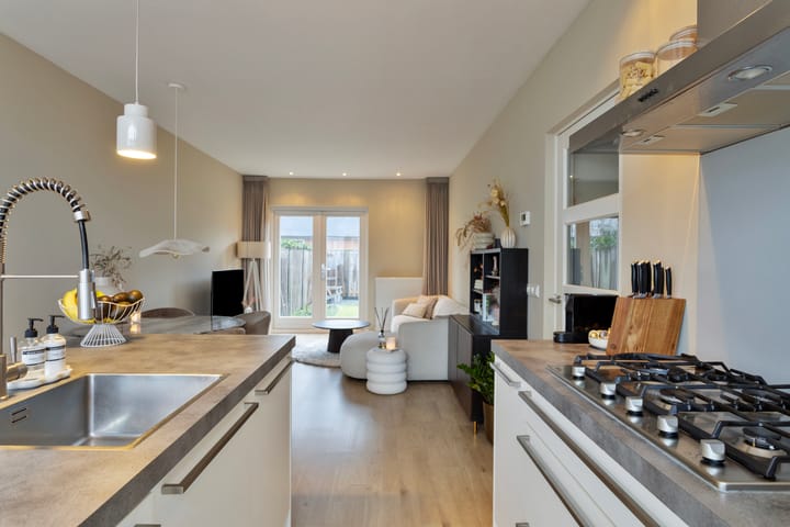 Foto 10 van Edisonstraat 40