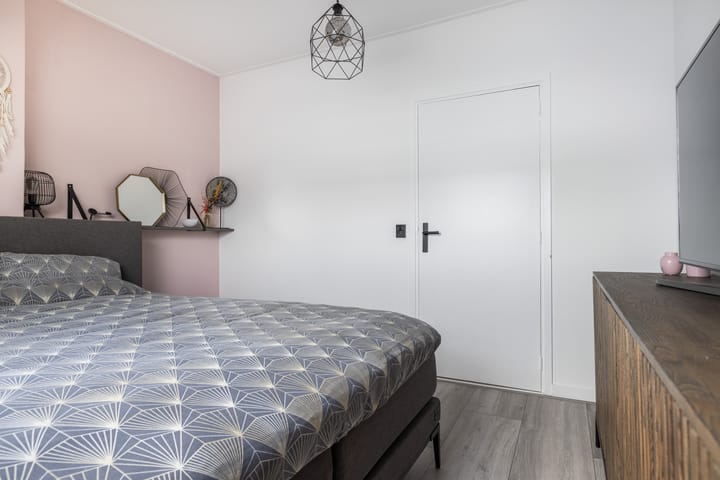 Foto 24 van Leliestraat 5