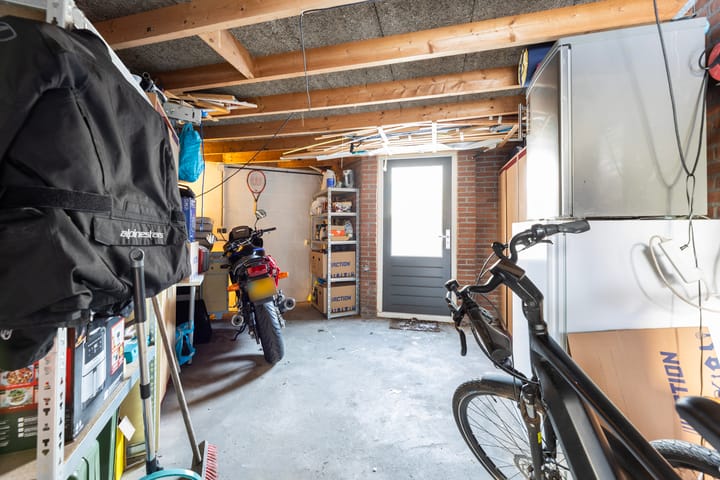 Photo 31 of Else Mauhsstraat 145