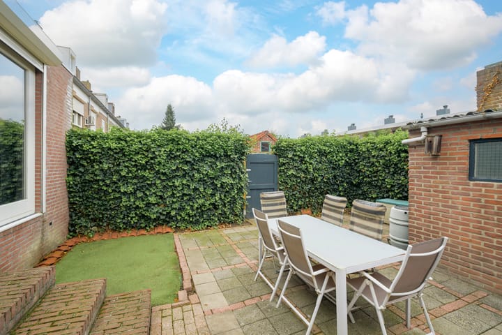 Foto 31 van Dr. Struyckenstraat 176