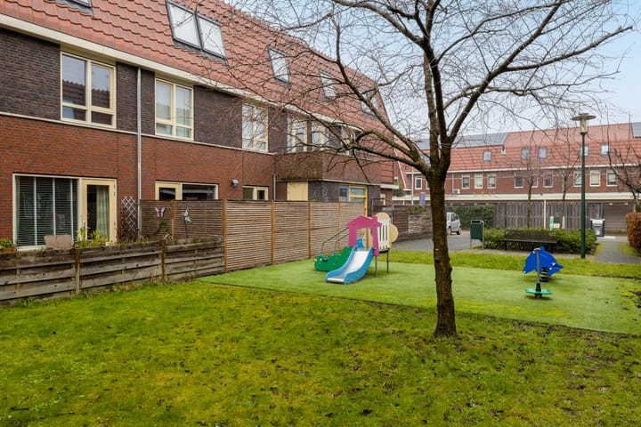 Photo 23 of Tieratesstraat 14