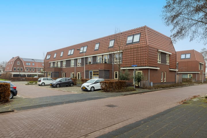 Photo 2 of Tieratesstraat 14