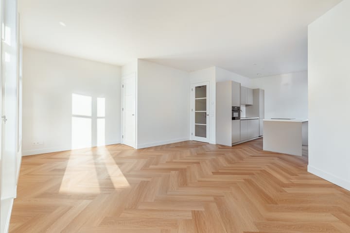 Photo 4 of Middenweg 79-A1