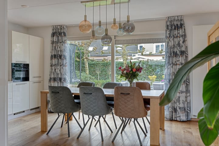 Photo 11 of Thorbeckelaan 172