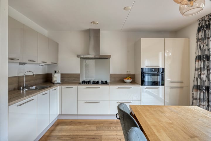 Photo 17 of Thorbeckelaan 172