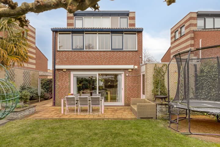 Photo 39 of Thorbeckelaan 172