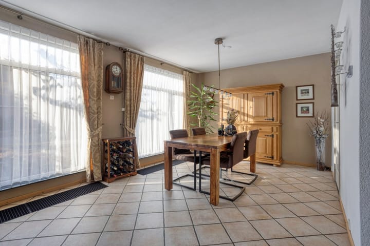 Foto 8 van Margrietstraat 3