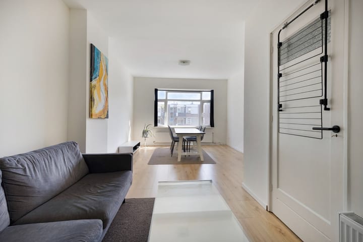 Foto 4 van Scheveningsestraat 10-C