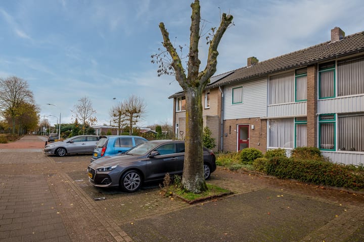 Photo 21 of Johan Brouwerstraat 112