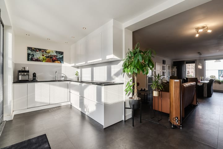 Foto 16 van G.A.E. Christstraat 4