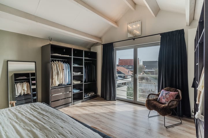 Photo 37 of Novaliastraat 3