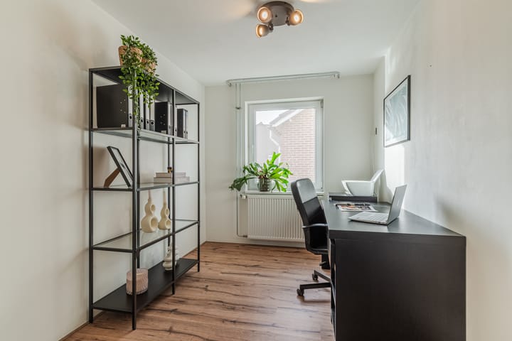 Photo 46 of Novaliastraat 3