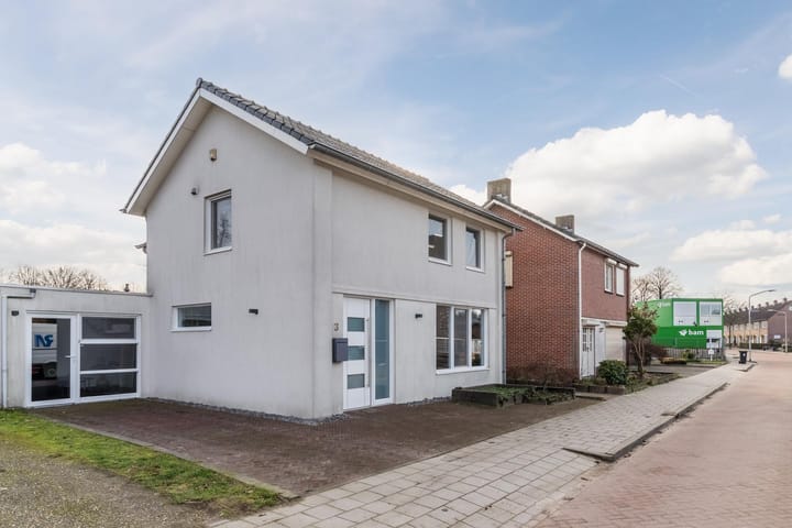 Photo 69 of Novaliastraat 3