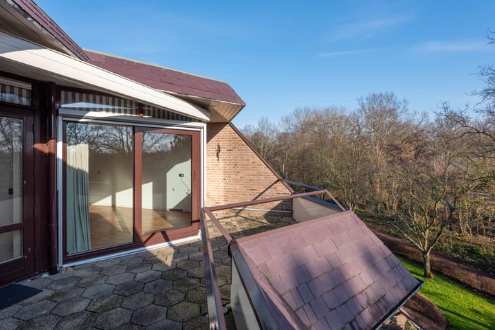 Photo 2 of Zeeweg 303