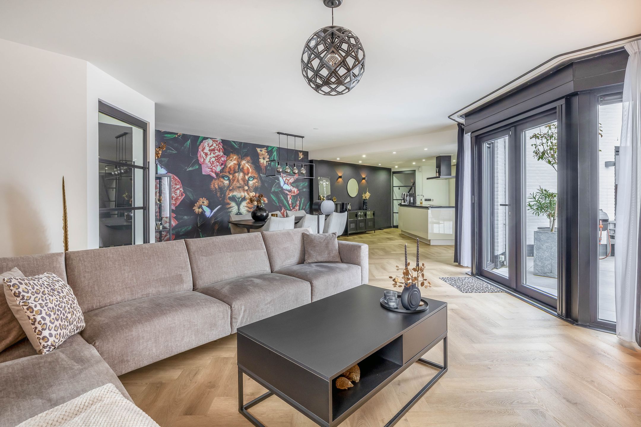 Photo 12 of Monteverdistraat 104