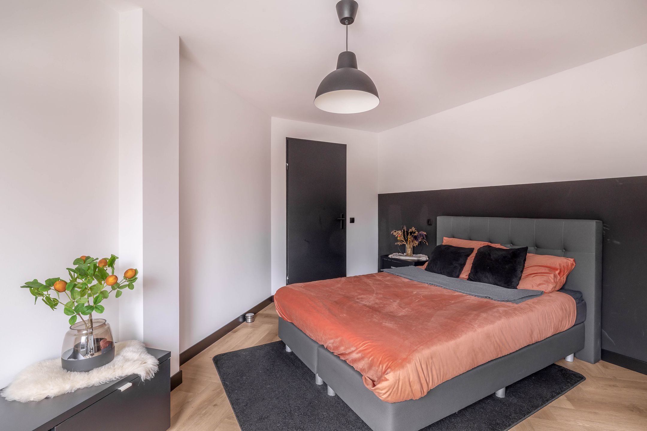 Photo 27 of Monteverdistraat 104