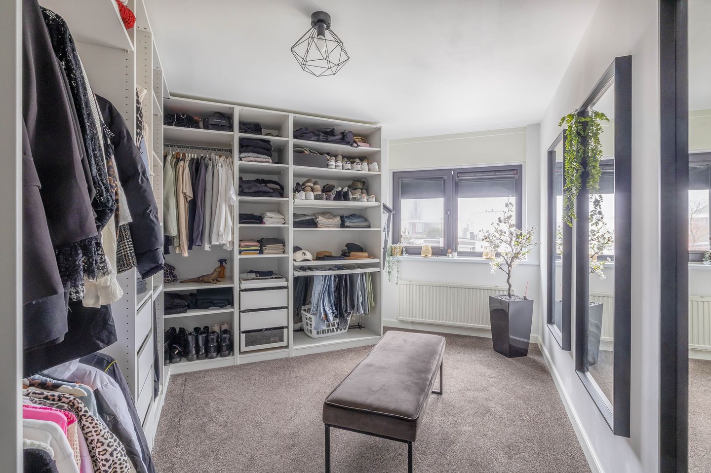 Photo 34 of Monteverdistraat 104