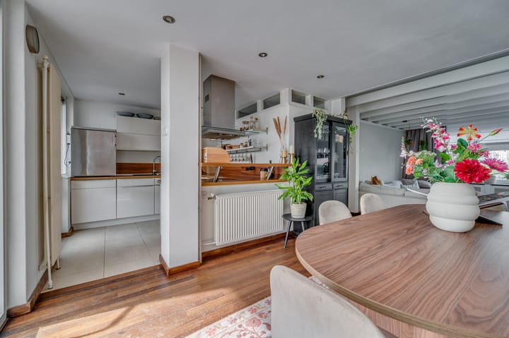 Foto 15 van Alberdingk Thijmstraat 3