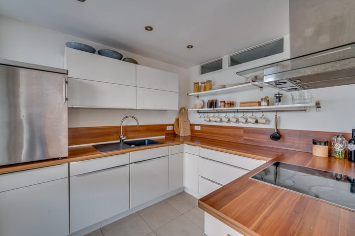 Foto 16 van Alberdingk Thijmstraat 3