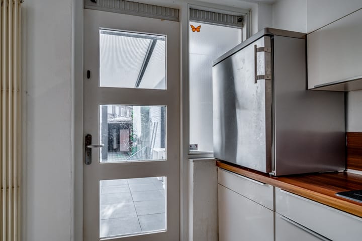 Foto 19 van Alberdingk Thijmstraat 3