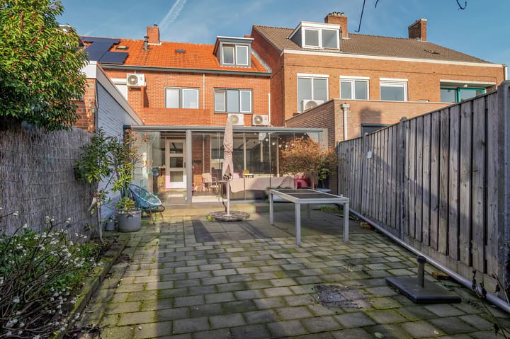 Foto 39 van Alberdingk Thijmstraat 3