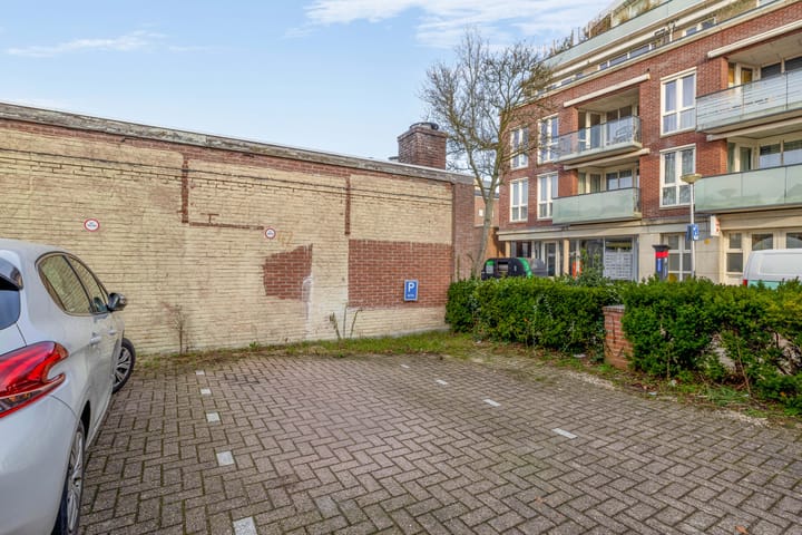 Photo 4 of Blekerssingel 42