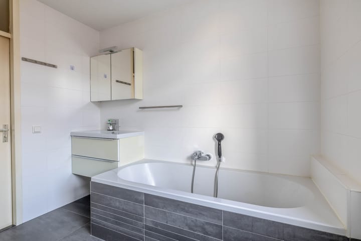 Photo 23 of Blekerssingel 42