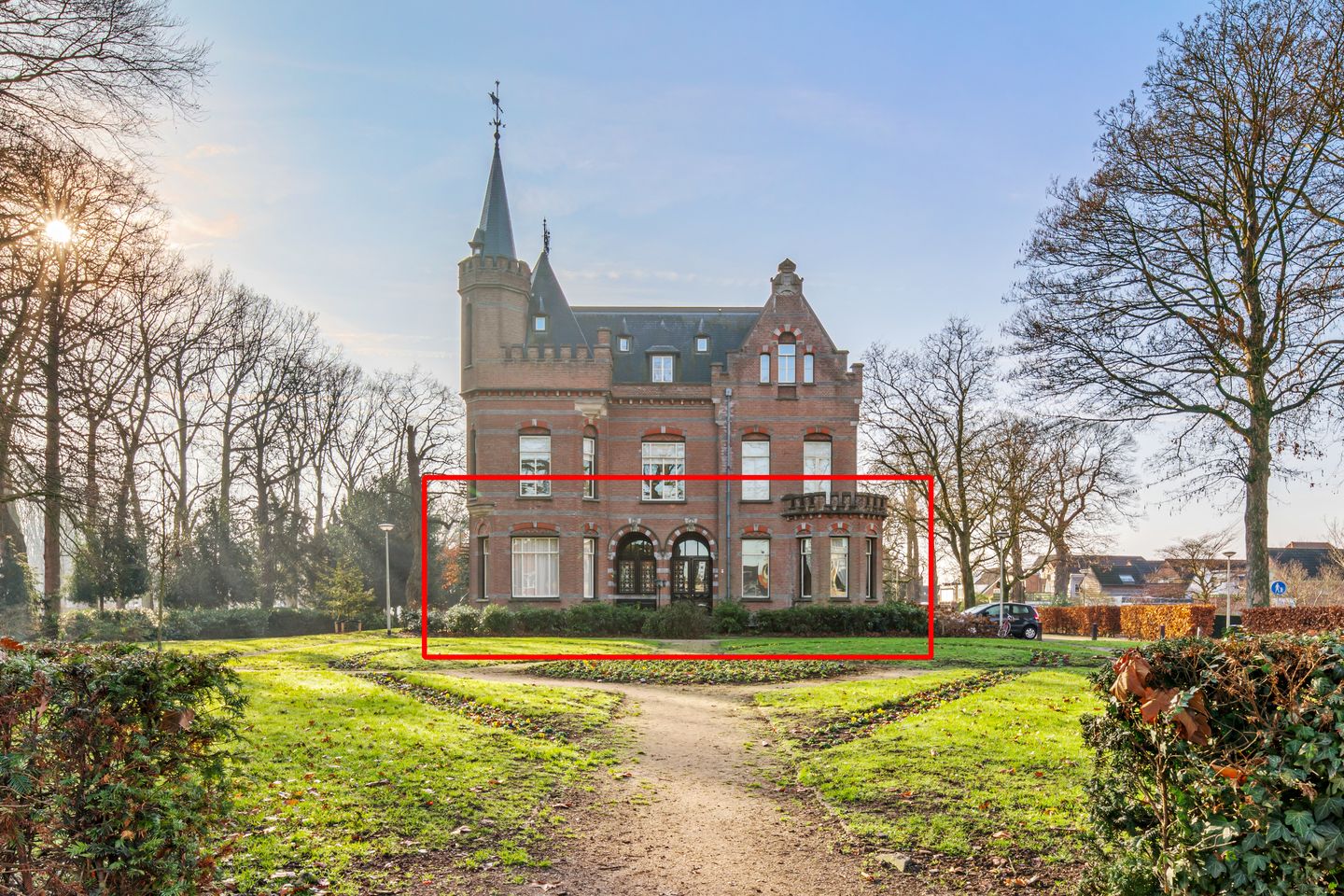 Bekijk foto 1 van Burgerhoutsestraat 12