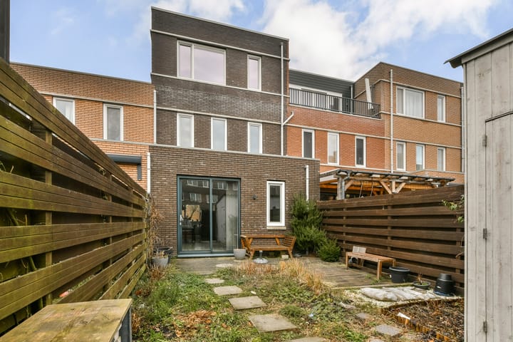 Foto 5 van Rini Ottehof 22