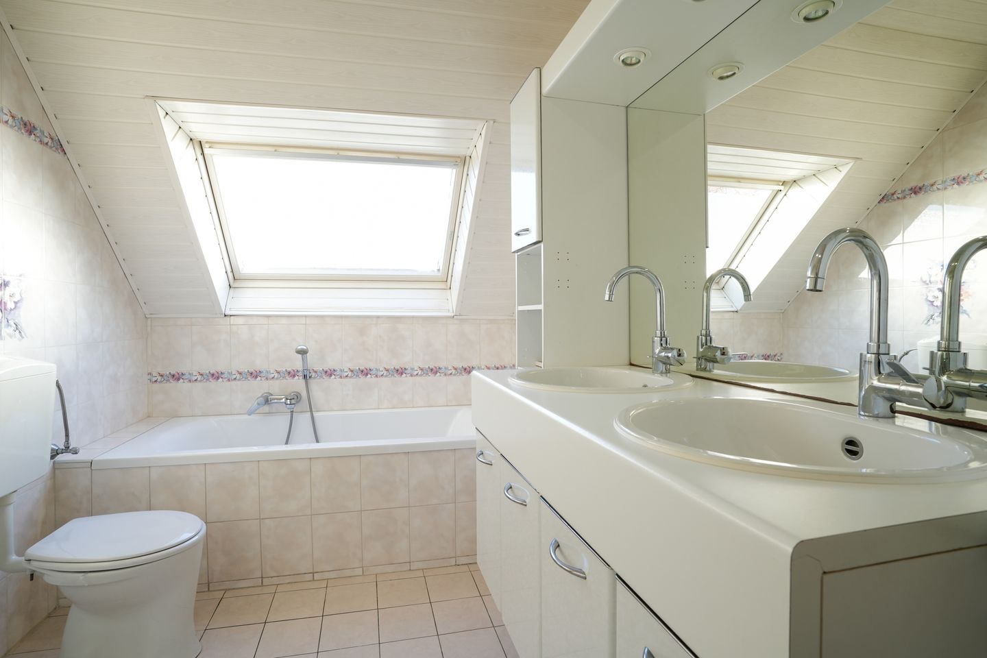 Foto 14 van Weideklokje 12