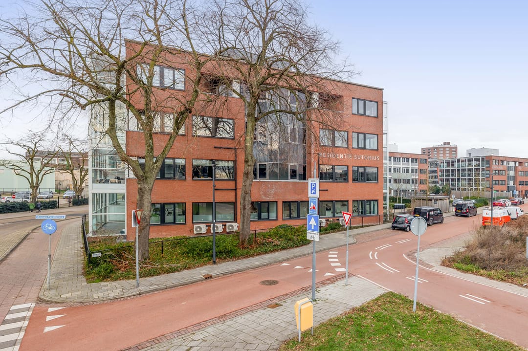 Photo 1 of Binnen Parallelweg 10-A