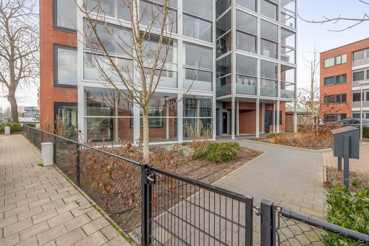 Foto 8 van Binnen Parallelweg 10-A