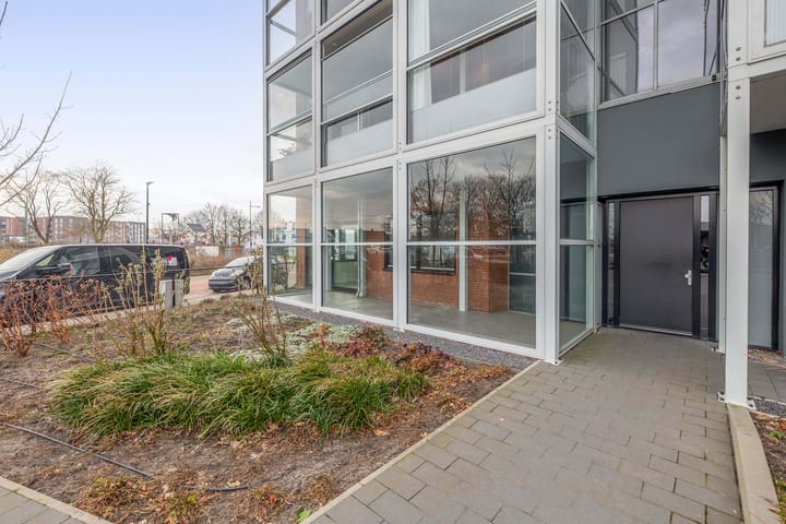 Foto 9 van Binnen Parallelweg 10-A