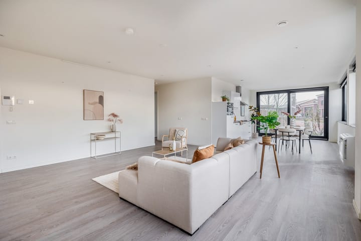 Foto 19 van Binnen Parallelweg 10-A