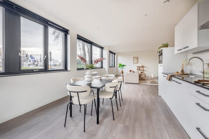 Foto 24 van Binnen Parallelweg 10-A