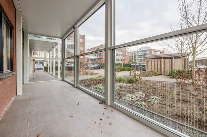 Foto 28 van Binnen Parallelweg 10-A