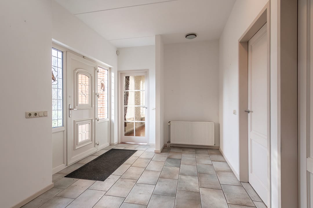 Photo 8 of Spoorstraat 5