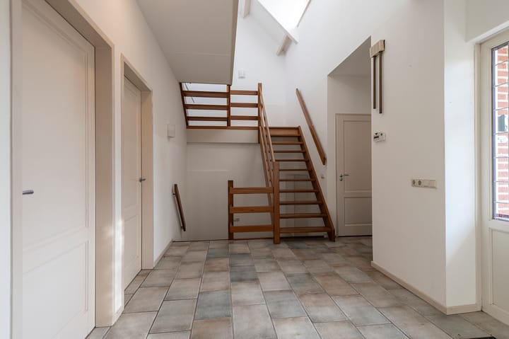 Foto 9 van Spoorstraat 5