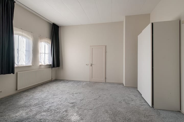 Foto 24 van Spoorstraat 5