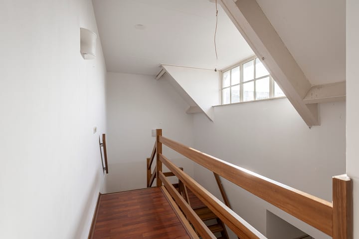 Foto 31 van Spoorstraat 5