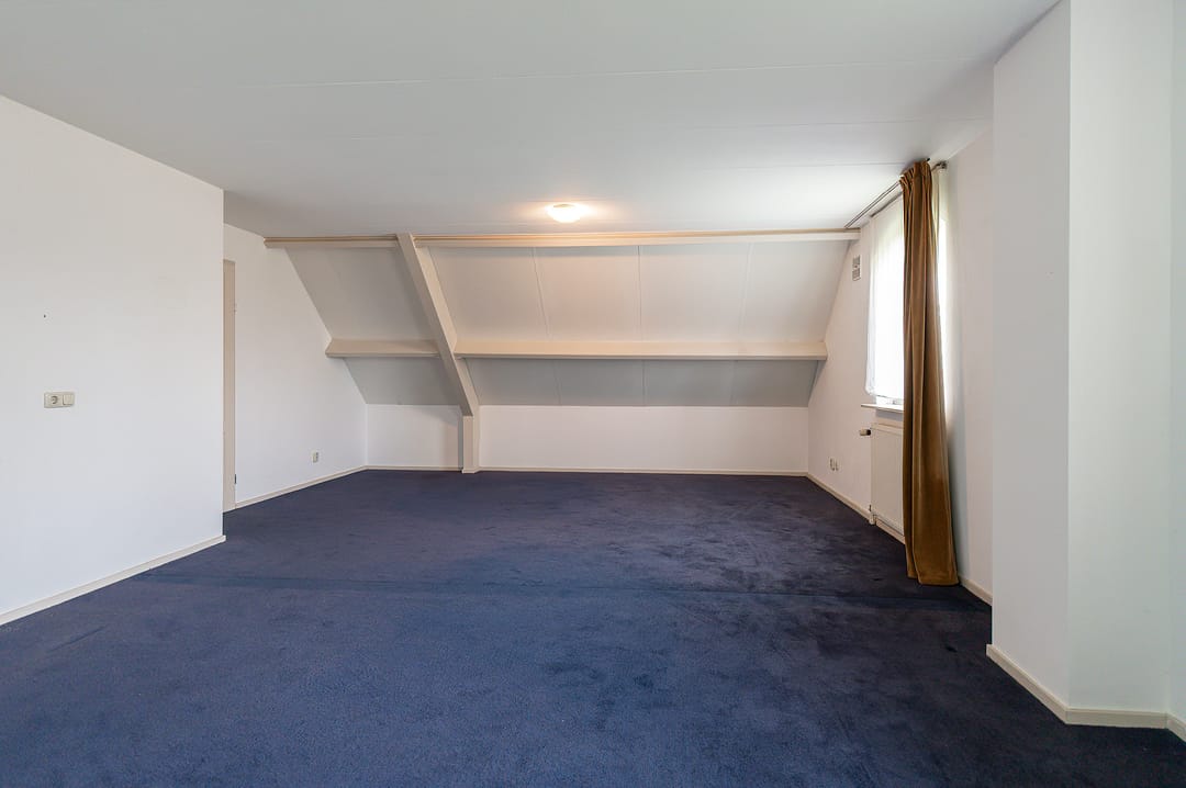 Photo 32 of Spoorstraat 5